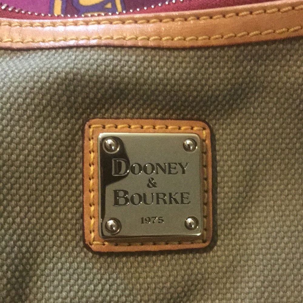 Dooney & Bourke Florentine Vacchetta 2 Pocket Canvas Bag. 💕 - Picture 3 of 4